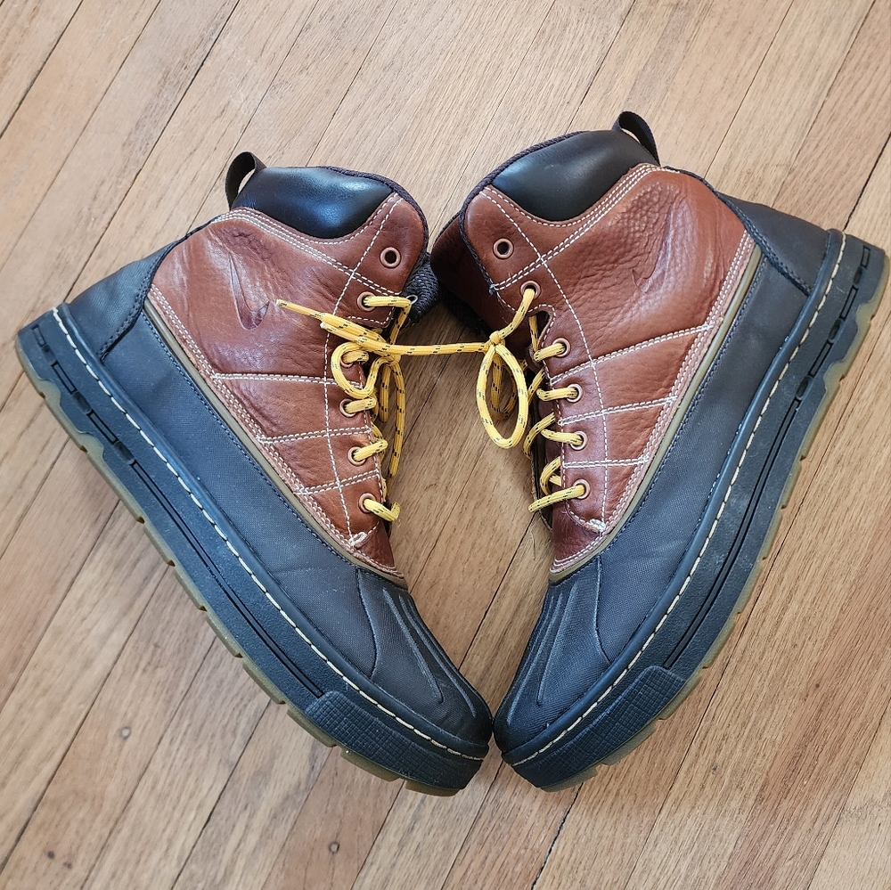 Men's Nike ACG Woodside Boot Size 10